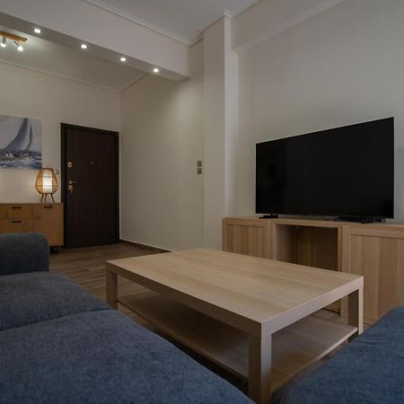 Max Blue Apartment, A Stay Like No Other Piræus Eksteriør billede