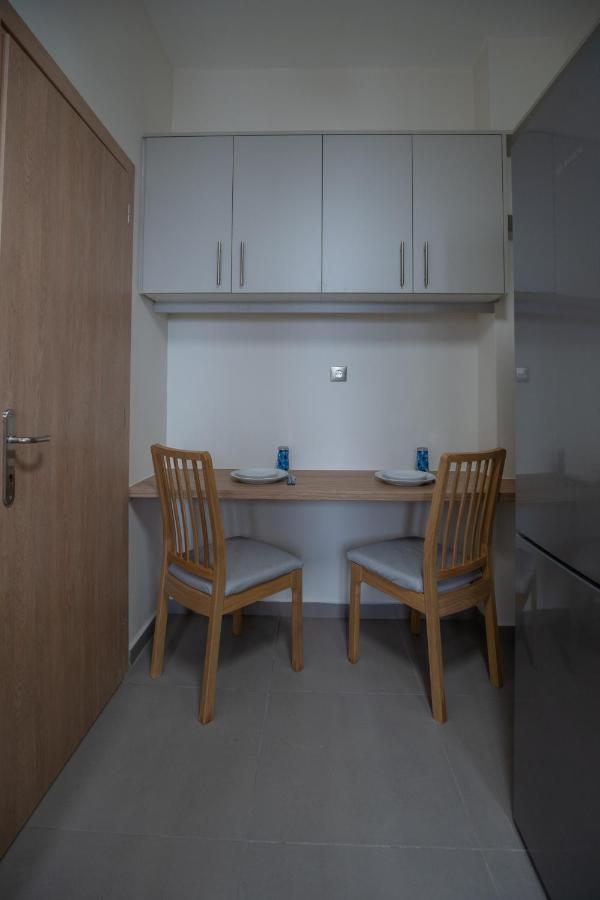 Max Blue Apartment, A Stay Like No Other Piræus Eksteriør billede
