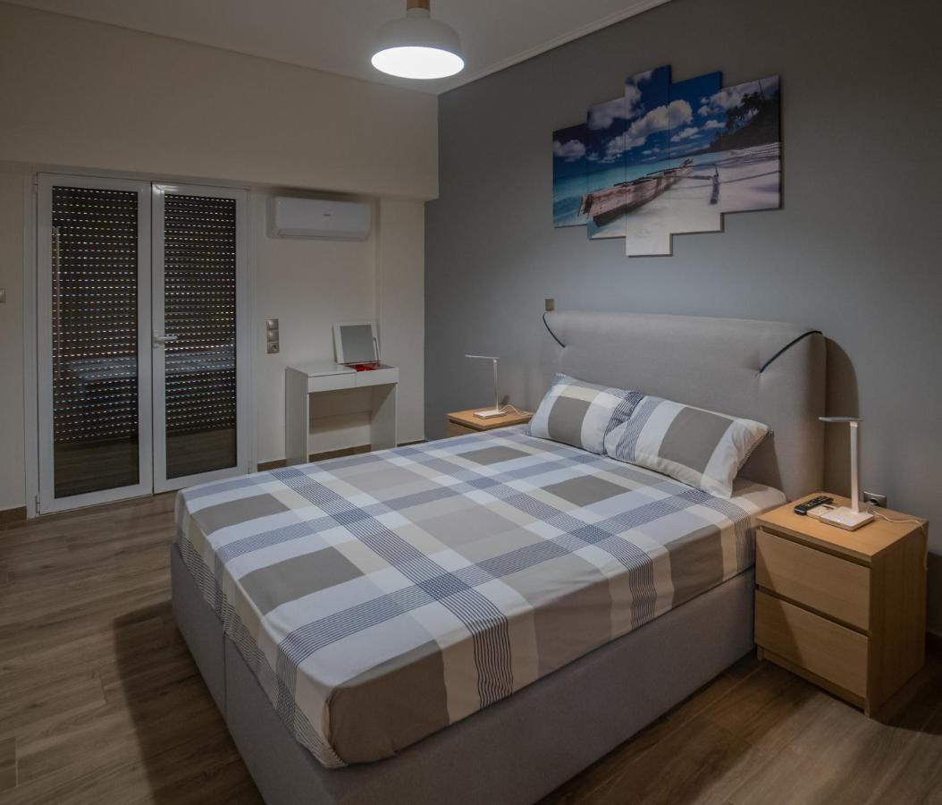 Max Blue Apartment, A Stay Like No Other Piræus Eksteriør billede